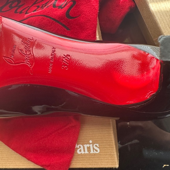 Sold!! Christan Louboutin 37.5 - Picture 12 of 12